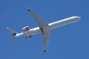 Morten 30 juni 2022 - EI-FPF over Høyenhall, det er SAS Scandinavian Airlines som kommer med sin Bombardier CRJ-900LR som er over 6 år gammelt og heter Arna Viking