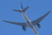 Morten 14 mars 2022 - A7-BFJ over Høyenhall, klokken er 15.08. Kom litt for sent ut, men det er Qatar Airways Cargo med sin Boeing 777-FDZ som er over 5 år gammelt