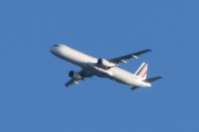 Morten 2 mars 2022 - Air France over Høyenhall, du er nok litt for langt  borte