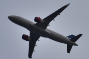 Morten 2 oktober 2022 - SAS Scandinavian Airlines over Høyenhall, klokken er 17.30. Jeg vet faktisk ikke om dette er en tilfeldighet, eller om det bare var SAS som fløy i dag. Kan det være LN-RGO?