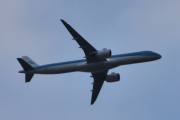 Morten 29 september 2022 - KLM over Høyenhall, nå er det dårlig med dagslys