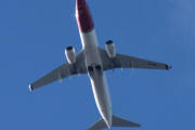 Morten 15 september 2022 - LN-NIK over Høyenhall, husk at jeg maler enda... Dette er Norwegian Air Shuttle AOC som kommer med sin Boeing 737-8FZ som er fra 2010, og som dem fikk i mars 2022