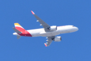 Morten 1 april 2023 - Iberia Líneas Aéreas de España, S.A. over Høyenhall, kalles vanligvis bare for Iberia