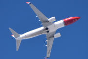 Morten 1 april 2023 - LN-NIQ over Høyenhall