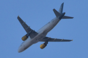 Morten 18 april 2023 - Vueling Airlines over Høyenhall