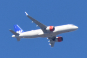 Morten 21 april 2023 - SAS over Høyenhall, litt for langt borte
