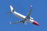 Morten 17 august 2023 - Norwegian over Høyenhall, litt for treg igjen. Men jeg tror det er en Boeing 737