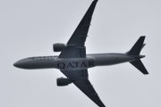 Morten 12 september 2023 - A7-BFK over Høyenhall, det er Qatar Airways Cargo som kommer med sin Boeing 777-FDZ fra 2016. Første gangen jeg tok bilde av den var 24 april 2021, og jeg har 9 bilder totalt