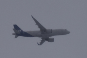 Morten 11 desember 2023 - SAS over Høyenhall, det snør i dag og jeg driver med juletreet. Dere kan ikke forvente mer da...