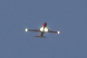 Morten 8 desember 2023 - Norwegian over Høyenhall, det er kun på morgenen jeg kan se store fly i dag. 8 desember 2022 tok jeg også bilde av Norwegian, det var heller ikke fint vær den dagen