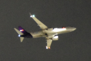 Morten 26 februar 2023 - FedEx over Høyenhall på natten