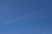 Morten 9 juli 2023 - Jetfly over Høyenhall, vi kan gjøre et forsøk, men jeg tror den er for langt unna