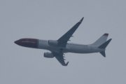 Morten 16 mai 2023 - Norwegian over Høyenhall, nå bare siterer jeg. Norwegians flåte består av moderne, drivstoffeffektive Boeing 737-800- og 737 MAX 8-fly