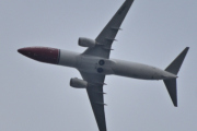 Morten 23 mai 2023 - SE-RPJ over Høyenhall, det er Norwegian Air Sweden AOC som kommer med sin Boeing 737-8JP som er 7 år gammelt