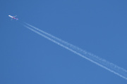 Morten 24 mai 2023 - Jetfly over Høyenhall, jeg har ikke tid til og zoome deg inn, jeg følger et småfly