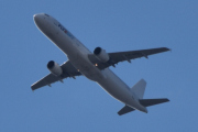 Morten 4 mai 2023 - LZ-MDL over Høyenhall, det er Fly2Sky som kommer med sin Airbus A321-211 som er 22 år gammelt