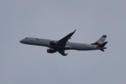 Morten 12 oktober 2023 - OE-LWA over Høyenhall, det er Austrian Airlines som kommer med sin Embraer ERJ-195LR fra 2009. Jeg har kun to bilder av Austrian Airlines, det er 14 mai 2022 og 19 juni 2022