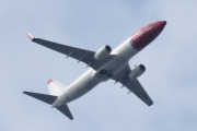 Morten 1 september 2023 - LN-NGZ over Høyenhall, det er Norwegian Air Shuttle AOC som kommer med sin Boeing 737-8JP fra 2014. Jeg har fulgt den siden 2 august 2021 og har over 20 bilder av den