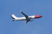 Morten 14 september 2023 - Norwegian over Høyenhall, hvis du hadde hatt en helt på halen. Jeg har lært meg disse heltene nå. Hans Borli, Erik Bye, Georg Brandes, Carl Larsson, Jarl André Bjerke, Karen Blixen og mange flere