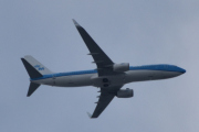 Morten 2 september 2023 - KLM over Høyenhall, litt for langt unna. Jeg tror det er KLM Royal Dutch Airlines siden det er en Boeing 737