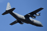 Morten 18 april 2023 - Lockheed C-130J-30 Hercules besøker Høyenhall, den har halenummer 5607 og er fra 2009. Jeg tror at den har kallenavnet Idunn