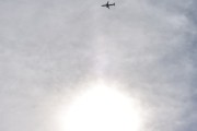 Morten 9 juli 2023 - F-GTAD over Høyenhall, her får vi Air France med solen og da blir det mye motlys