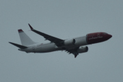 Morten 12 april 2024 - Norwegian Air Sweden AOC over E6 ved Minnesund et sted, klokken er 08.25 og den har ingen helt på halen. Jeg har ingen bilder fra Minnesund før