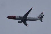 Morten 2 april 2024 - LN-FGJ over Høyenhall