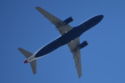 Morten 31 august 2024 - G-EUUV over Høyenhall, det er British Airways som kommer med sin Airbus A320-232 fra 2008. Jeg skrev 31 august 2023 når jeg tok bilde, at mitt første bilde var 22 november 2022, men nå kan jeg ha funnet et fra 28 oktober 2017