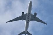 Morten 13 juli 2024 - A7-BFP over Høyenhall, det er Qatar Airways Cargo som kommer med sin Boeing 777-F som er fra 2019. Jeg har 7 bilder av denne nå og første bilde er fra 9 juli 2021