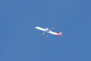 Morten 25 juli 2024 - SAS og Helvetic Airways møtes over Høyenhall