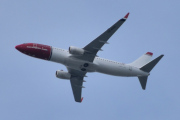 Morten 10 juni 2024 - SE-RPD over Høyenhall, det er Norwegian Air Sweden AOC som kommer med sin Boeing 737-8JP fra 2016