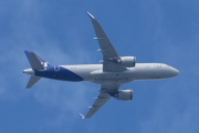 Morten 31 mai 2024 - SE-ROY over Høyenhall, jeg er ikke helt sikker. Men jeg tror det er SAS Scandinavian Airlines som kommer med sin Airbus A320-251N som er fra 2019 og heter Yrsa Viking. I mai så var det 25 mai 2023 jeg tok det første bilde av den