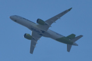Morten 31 mai 2024 - YL-ABU over Høyenhall, det er airBaltic som kommer med sin Airbus A220-300 fra februar 2024. Den har jeg ikke registrert før