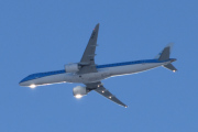 Morten 17 mars 2024 - PH-NXL over Høyenhall, det er KLM Cityhopper som kommer med sin Embraer E195-E2 fra 2022. Den har jeg ikke tatt bilde av før og er den nyeste i rekken av dem som jeg har registrert før