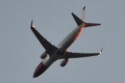 Morten 14 november 2024 - Norwegian over Høyenhall, klokken er 15.56 og dem lander på Gardermoen om 10 minutter. Jeg tok noen bilder 14 november 2023 også, men den hadde en helt på halen