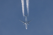 Morten 3 november 2024 - Qatar Airways over Høyenhall, klokken er 08.59 og det er pent vær i dag