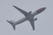 Morten 2 september 2024 - Norwegian over Høyenhall, klokken er 12.32 og dem lander på Gardermoen om 10 minutter. Jeg så Norwegian den 2 september 2021 og 2 september 2023 også