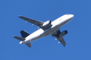 Morten 28 september 2024 - OY-KBR over Høyenhall, det er SAS Scandinavian Airlines som kommer med sin Airbus A319-131 fra 2007 og som er malt med Star Alliance farger og som heter Sten Viking. Men hva har du gjort med halen din? Sånn var du ikke 13 september 2023...