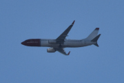 Morten 12 april 2025 - Norwegian over Høyenhall, klokken er 11.47 og dem er på vei til Gardermoen. Ingen helt på halen, akkurat som 12 april 2024