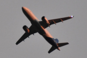 Morten 18 april 2025 - SAS over Høyenhall på kvelden