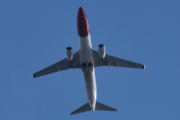 Morten 24 april 2025 - LN-NIQ over Høyenhall, det er Norwegian Air Shuttle AOC som kommer med sin Boeing 737-86N fra 2011 og heter Max Manus. Den så jeg 1 april 2023 og har denne serien nå. LN-NIE, LN-NIG, LN-NIH, LN-NII, LN-NIK, LN-NIL, LN-NIM, LN-NIN, LN-NIO-UNICEF og LN-NIP