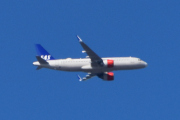 Morten 7 april 2025 - SAS over Høyenhall, klokken er 13.04 og dem er på vei til Gardermoen. Det å vaske dekk samtidig som det er fly over deg er vanskelig. Men jeg husker 7 april 2019 og 7 april 2022