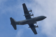 Morten 20 august 2025 - Super Hercules over Høyenhall, men når jeg ser på bakluken din, du skal vel ikke være 5601 Frigg?