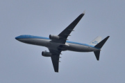Morten 22 august 2025 - PH-BXG over Høyenhall, klokken er 16.28 og det er KLM Royal Dutch Airlines som kommer med sin Boeing 737-8K2 fra 2000 og heter Kraanvogel / Crane. Jeg har 6 bilder og datoene er 29 mai og 16 juni  2022 og 2 oktober 2024 og 6 mai 2025