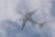 Morten 26 august 2025 - PH-EXK over Høyenhall, klokken er 13.22 og det er KLM Cityhopper vi ser i skyene