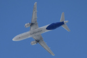 Morten 26 august 2025 - SE-ROY over Høyenhall, klokken er 16.15 og jeg tror det er samme flyet. Det er SAS Scandinavian Airlines som kommer med sin Airbus A320-251N som er fra desember 2019 og heter Yrsa Viking. Den så jeg 7 august 2021 også
