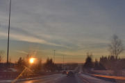 Morten 2 Juledag 26 desember 2025 - Stort fly over E6, klokken er 14.52 og nå kjører vi fra Kløfta og nedover E6 mot Oslo. Vi skal få med oss et fly til før vi er på Høyenhall igjen