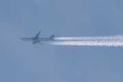 Morten 27 desember 2025 - Qatar Airways over Høyenhall, jeg er ganske sikker, så da skal vi se hva vi finner i desember. Vi har 1, 2, 3, 4, 10, 11, 16, 20 og 25 desember 2021, du snakker... God Jul