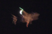 Morten 29 desember 2025 - Stort fly over Høyenhall, klokken er 17.24 og dem skal lande på Gardermoen. Jeg rekker liksom ikke frem, men vil ønske alle store fly en God Jul og Godt Nyttår